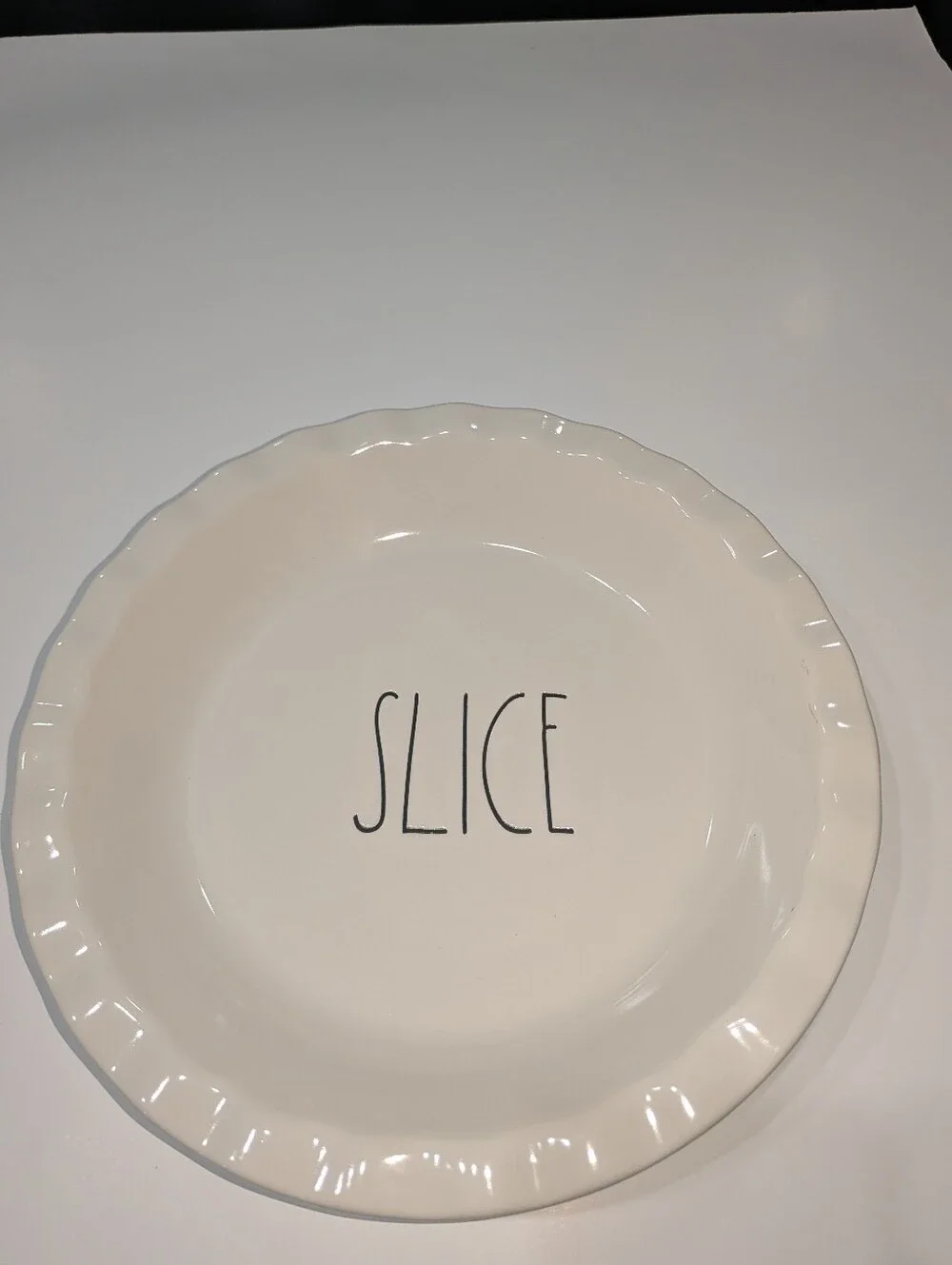 Rae Dunn SLICE 10.5
